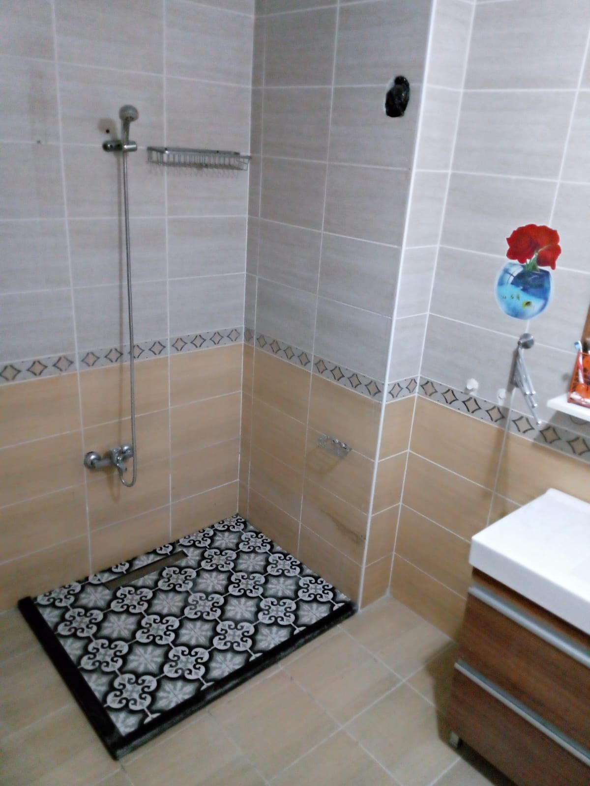 Duş gideri açma ve banyo gider kontrol işlemi