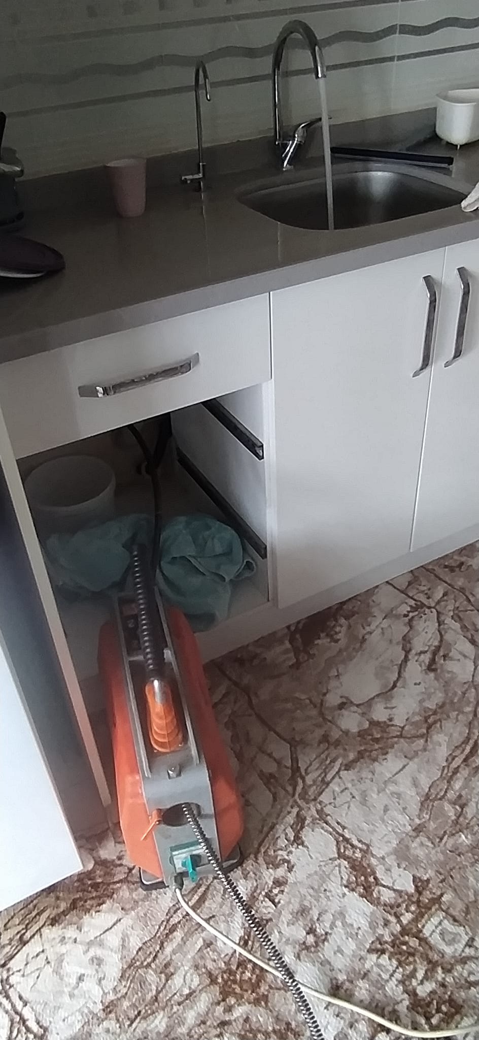 Lavabo tıkanıklık açma işlemi