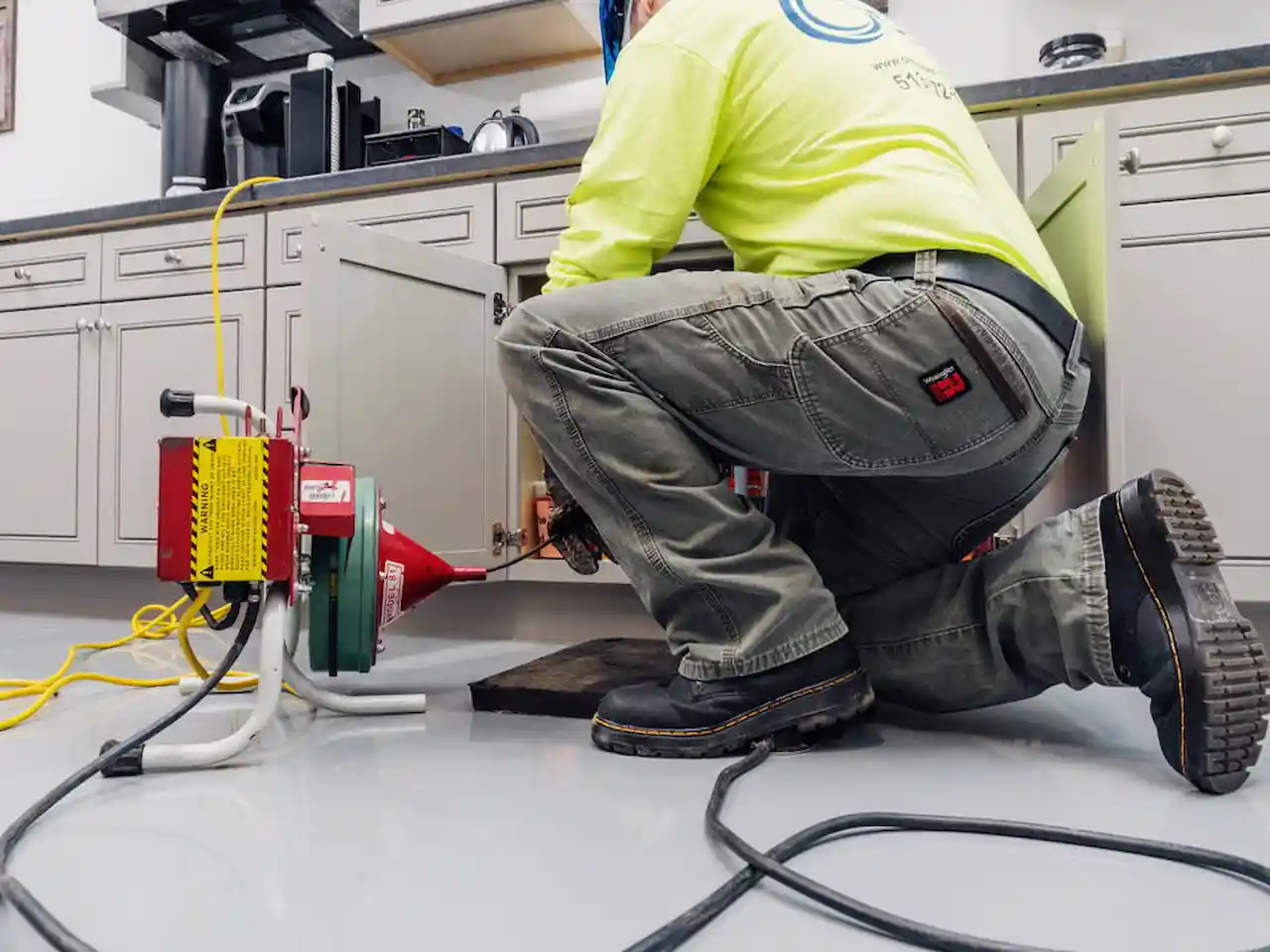 Mutfak gideri açma ve gider hattı temizliği